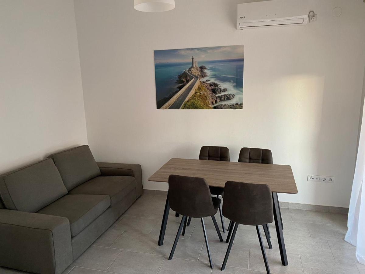 Apartmani Gavran Pirovac Exterior photo